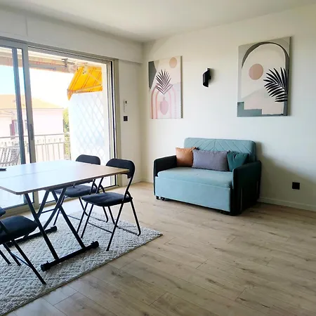 3-room Air-conditioned Terrace, Sea View Apartament